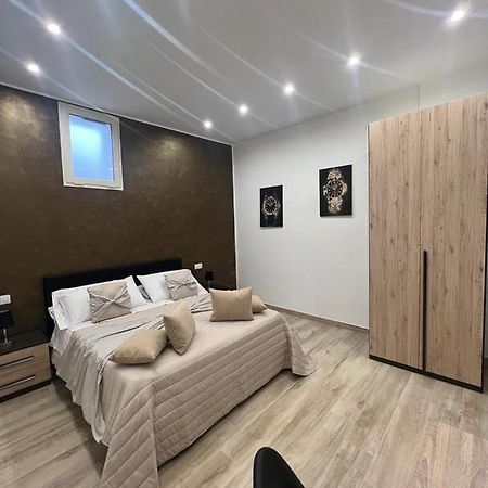 Goldenhouse Hotel Napoli Eksteriør billede