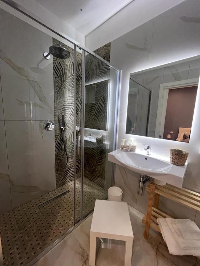 Goldenhouse Hotel Napoli Eksteriør billede